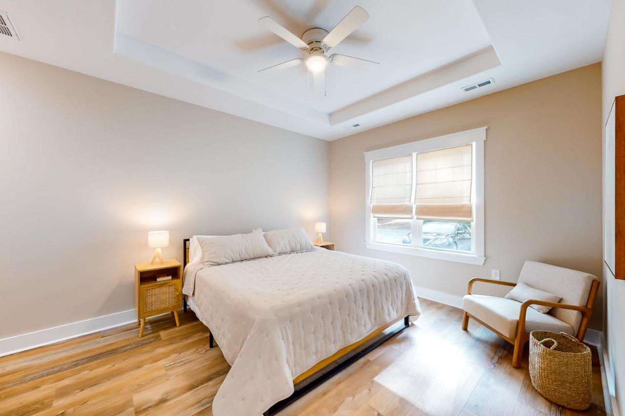 Pawsitive Island Escape Villa Oak Island Luaran gambar