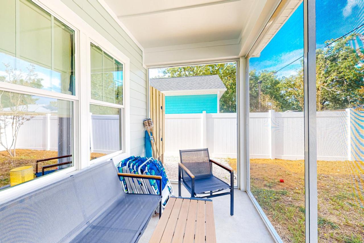 Pawsitive Island Escape Villa Oak Island Luaran gambar